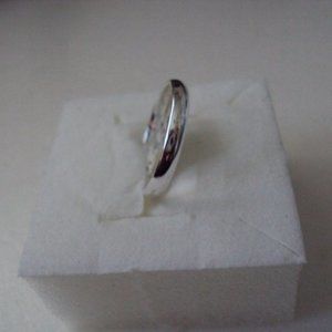 New classic wedding band SS size 7 or 8 MST1877  FINAL MARKDOWN